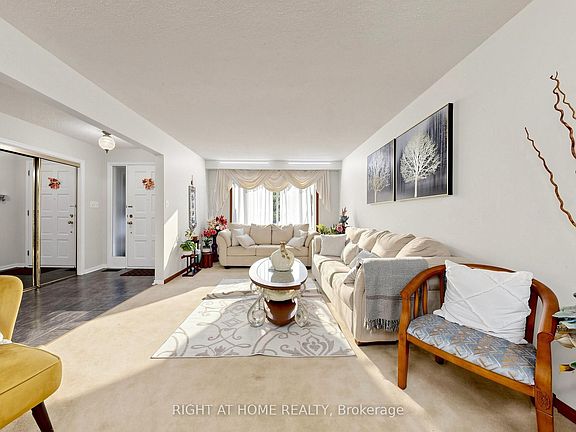 5th image of 148 Meadowvale Rd