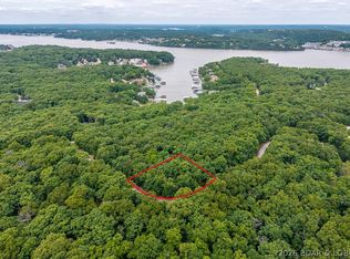 456 Grand View Dr, Sunrise Beach, MO 65079