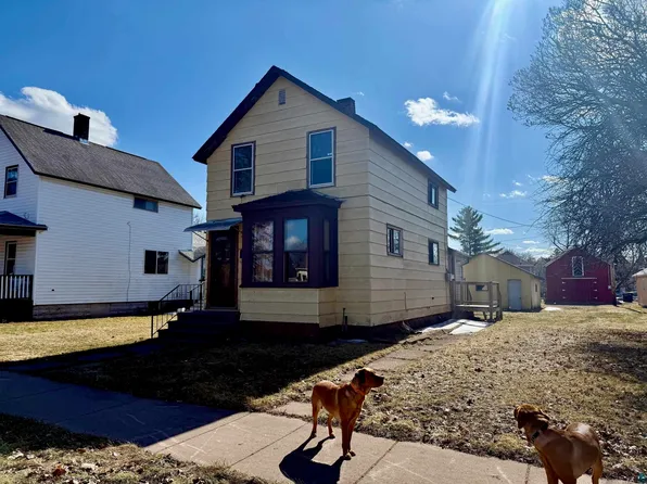 711 3rd Ave W, Ashland, WI 54806