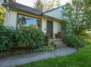 8520 NE Hancock St, Portland, OR 97220