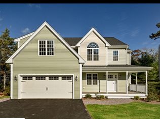 81 Elbow Pond Ln, Plymouth, MA 02360