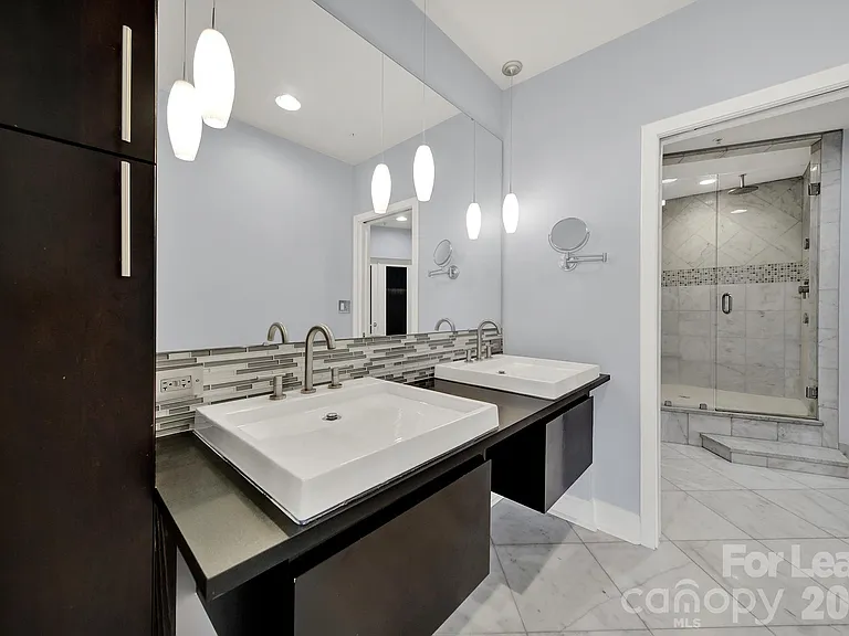 210 N Church St #1002 — Photo 28