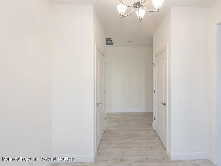 12 Cindy Ct — Photo 9