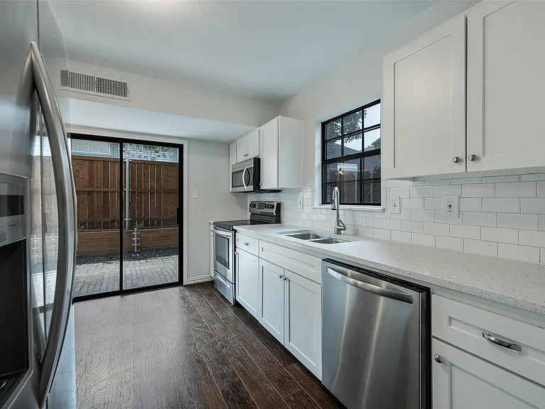 3054 Harbinger Ln — Photo 11