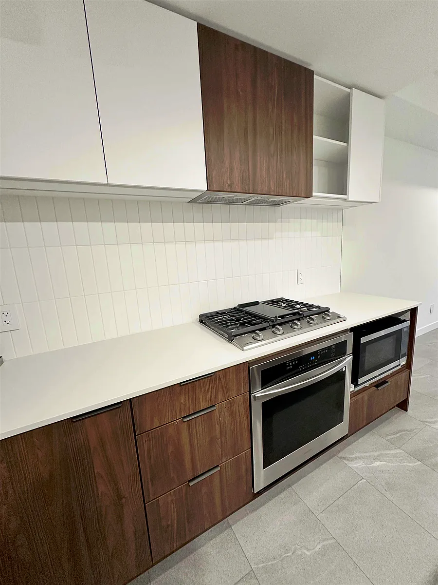 Building Photo - 623 Kemsley Ave