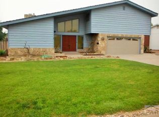 60 Cornell Cir, Pueblo, CO 81005