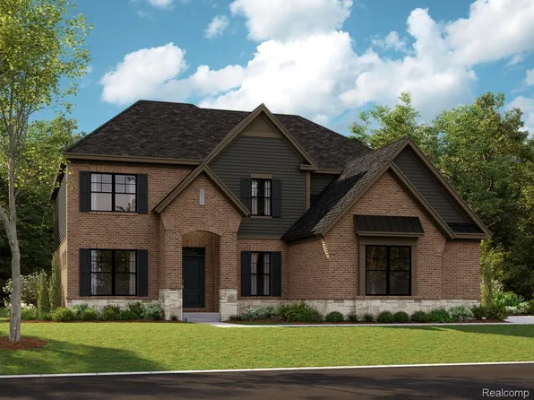 61887 Hevel Ln, Washington, MI 48094