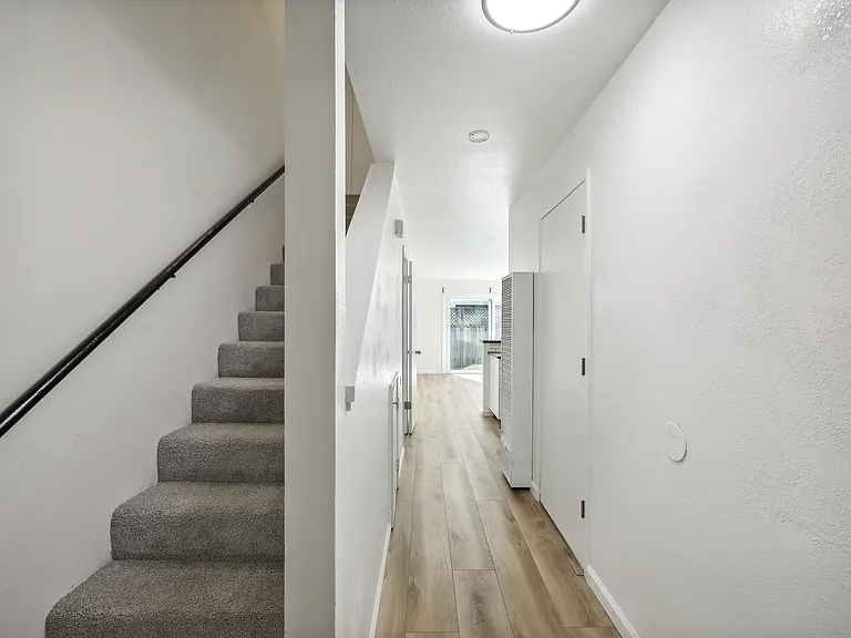 801 Dutton Ave Unit 400-007