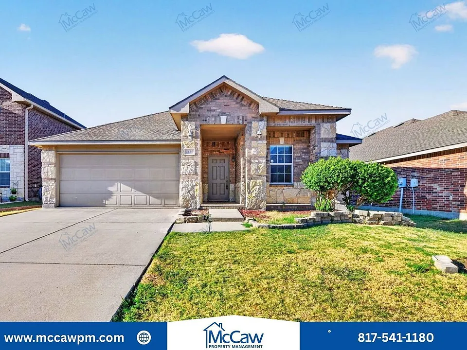 2425 Grand Rapids Dr