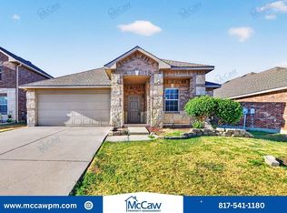 2425 Grand Rapids Dr, Fort Worth, TX 76177