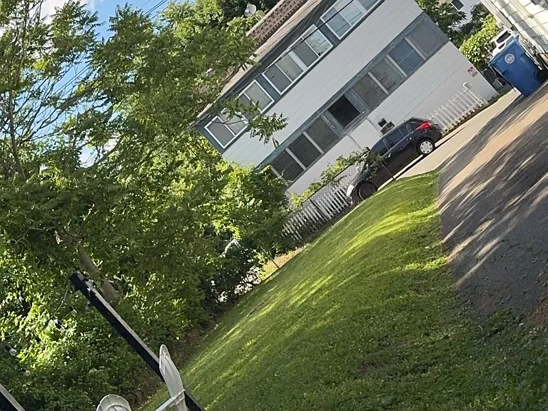 25 Avon Ave — Photo 3