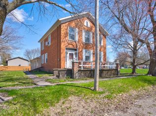 100 E Washington St, Grandview, IA 52752