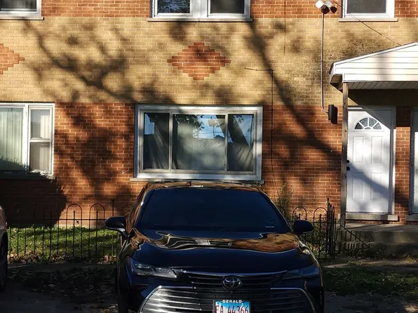 302 W 151st Pl APT H, Harvey, IL 60426