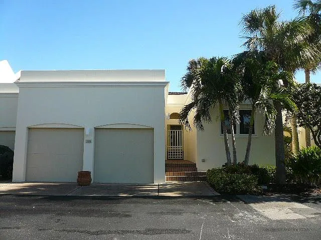 8422 Poinciana Pl #7 — Photo 19