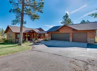 464 Flat Top Cir, Spearfish, SD 57783