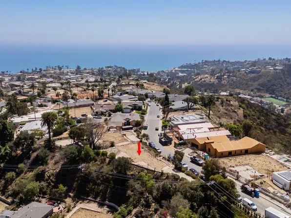 922 Enchanted Way, Pacific Palisades, CA 90272