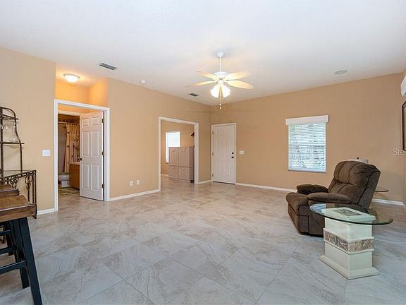 4th image of 19555 Bent Oak Ct