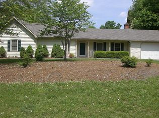 1104 Century Park Ave, Kernersville, NC 27284