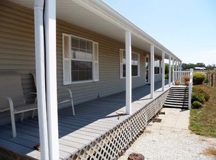 24517 E Earhart Rd, Harwood, MO 64750