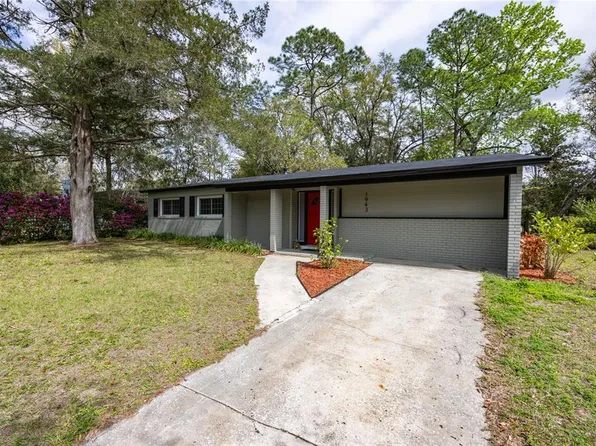 1943 NE 15th Ter, Gainesville, FL 32609