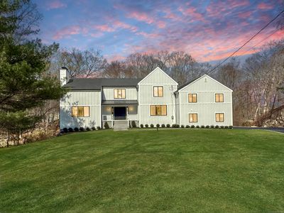 811 Rock Rimmon Road, Stamford, CT, 06903