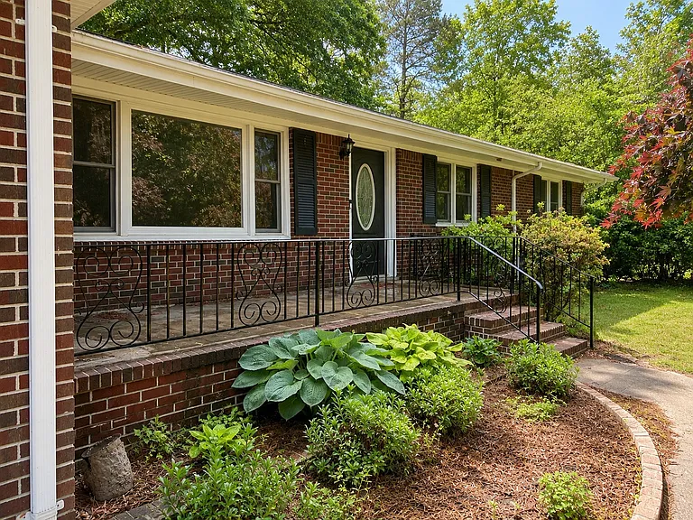 553 Fernwood Farms Rd — Photo 2