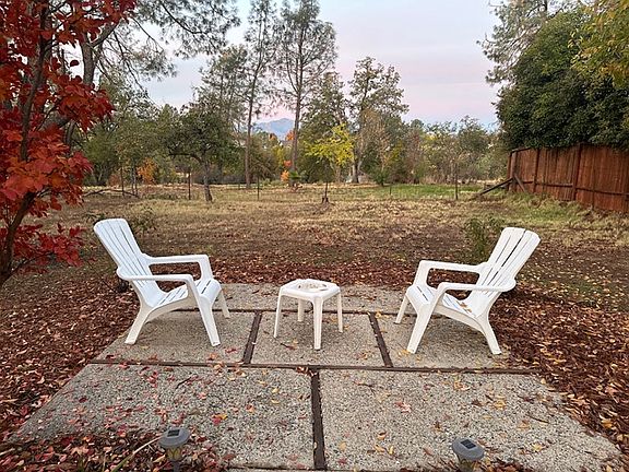 2nd image of 754 Ridge Rd #1