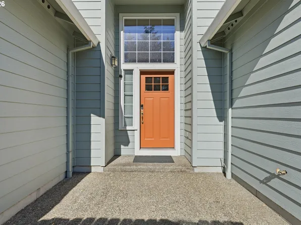 1298 NE Lilac Ct, Hillsboro, OR 97124