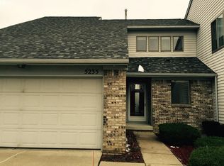 5235 Country Wood Ln, Grand Blanc, MI 48439