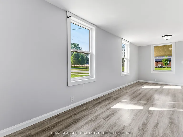 34 Broadway St — Photo 13