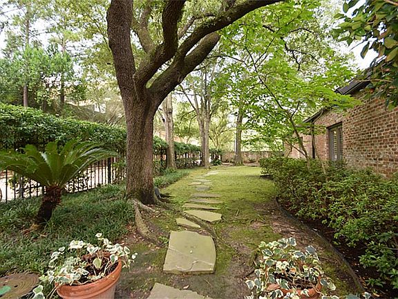 3rd image of 43 River Hollow Ln #43