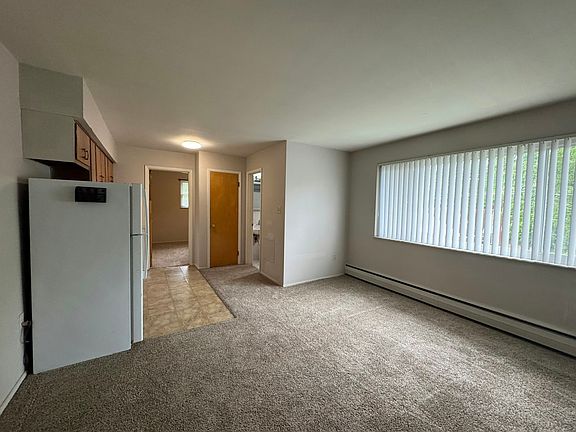 3rd image of 3992 Ballard Ave APT 8