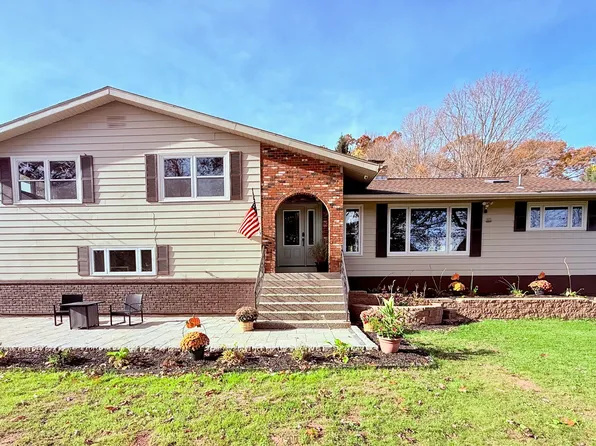 61 Campfield Road, Waterbury, CT 06708