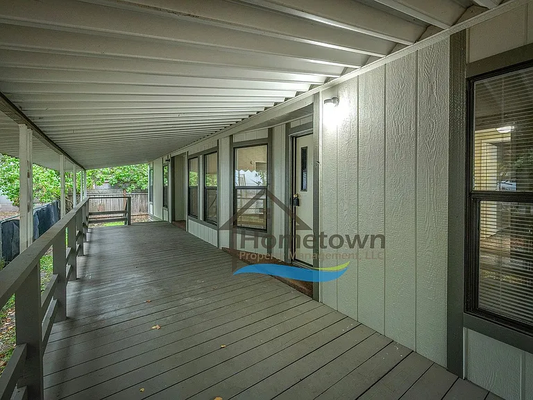 140 W Cosgrove Rd — Photo 9
