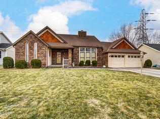 1765 Robin Hood Dr, Lima, OH