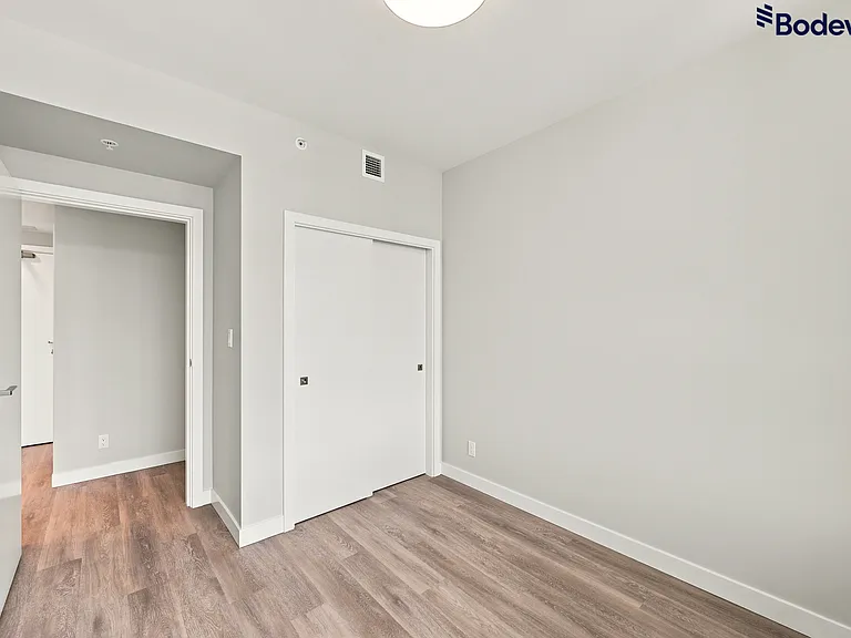 567 Emerson St — Photo 28