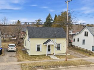 106 William St, Tay, ON L0K 2A0