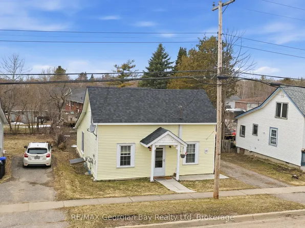 106 William St, Tay, ON L0K 2A0