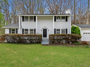 7701 Alborz Dr, Raleigh, NC 27612