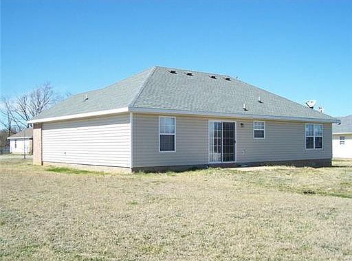 2nd image of 920 Eagle Crest Dr
