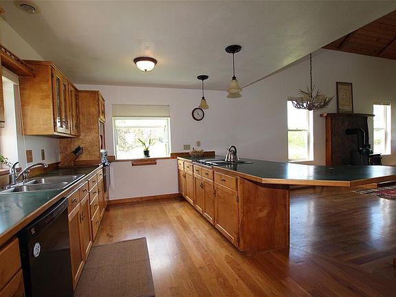 3rd image of 12630 Glenna Dr