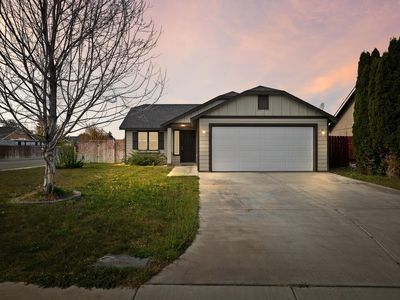 6002 Westport Ln, Pasco, WA, 99301