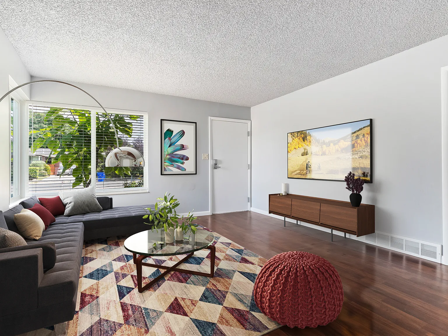 2 bed, 750 sqft, $1,500 — Photo 1
