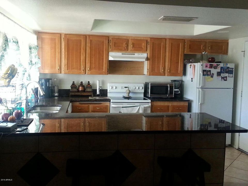 2nd image of 8315 W Whitton Ave