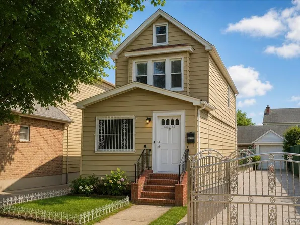 88-32 187th Place, Hollis, NY 11423