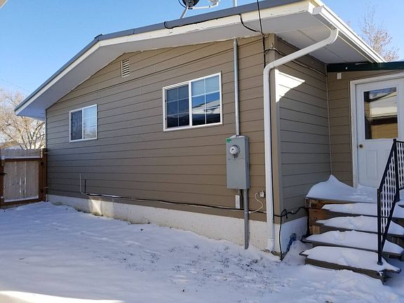 4th image of 613 10th St N