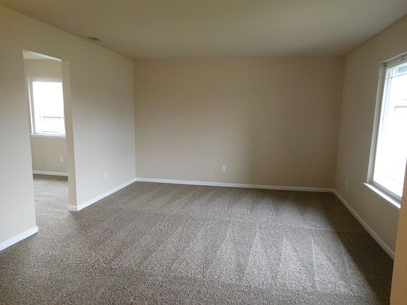 4th image of 4010 Black Tail Dr