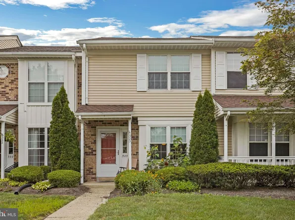 323 Leedom Way, Newtown, PA 18940