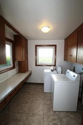 Washer/Dryer Included
