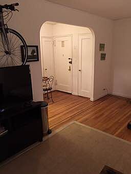 1st image of 107 University Pl #15
